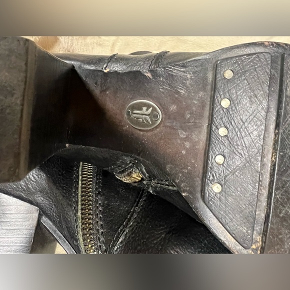 Frye Black Leather Buckle Ankle Booties – Size 6.5 - Picture 8 of 9